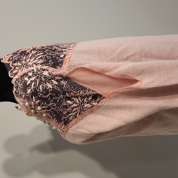 Nora Cora ladies lace & pearl sweater - Picture 6 of 10